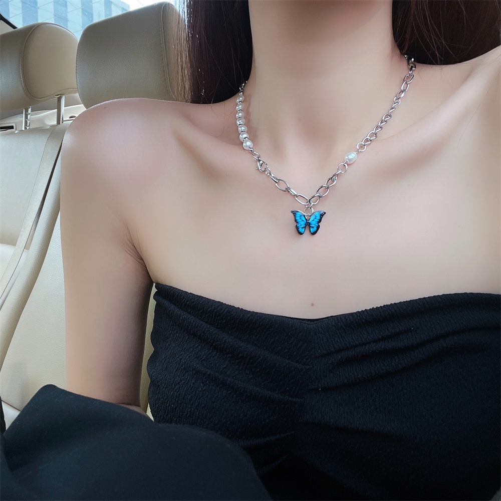 Fashion Mutiara Kupu-Kupu Liontin Kalung Wanita Mutiara Rantai Liontin Kalung Kupu-Kupu Biru Cahaya Perhiasan Mewah Hadiah Pernikahan