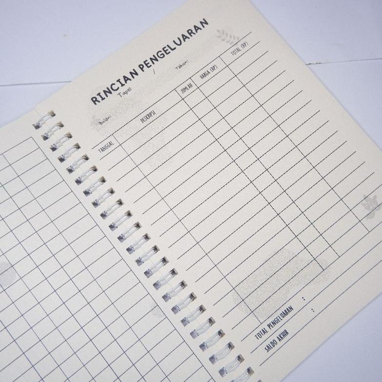 

Terlaris ✨ -[Art. X4348] Buku Kas Kelas A5/ Notebook A5 Jilid Spiral- 2.2.23