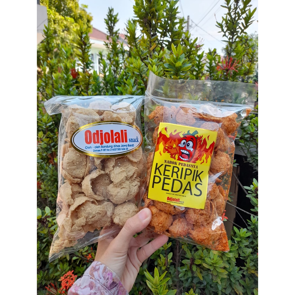 

KERIPIK TAHU SUPER GURIH ASLI BANDUNG