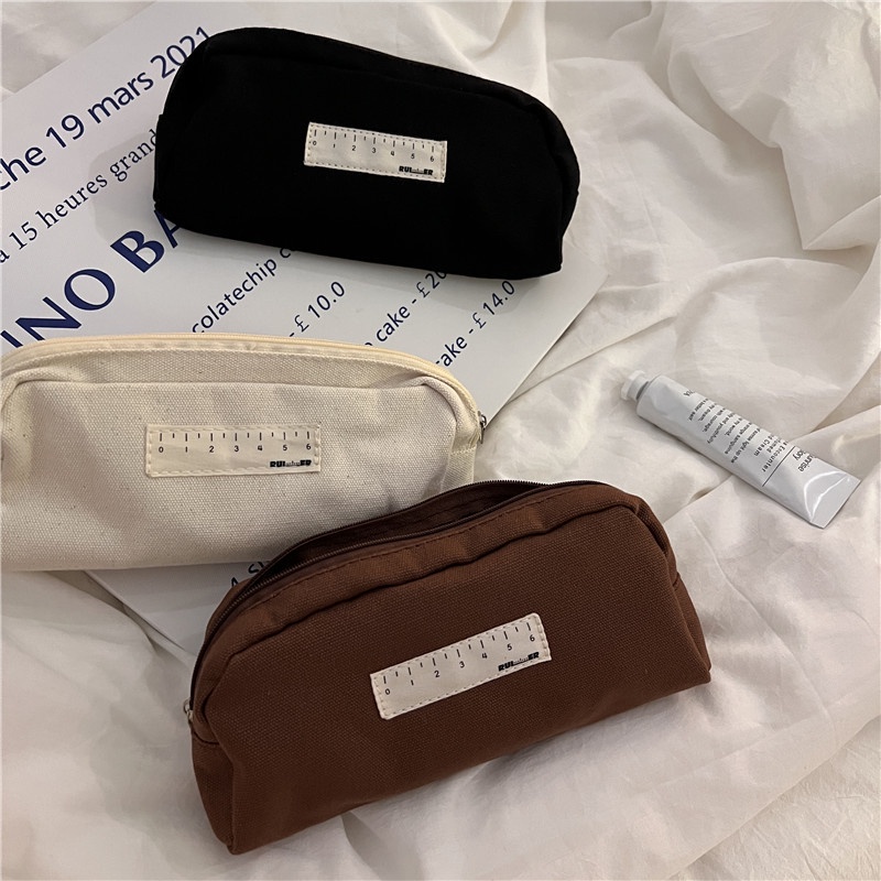 

Terlaris ✨ -2023 Baru Ins Jepang Hitam dan Putih Nilai Tinggi Tempat Pensil Kapasitas Besar Siswa Laki-laki dan Perempuan Sekolah Menengah Pertama kanvas Pensil- 2.2.23