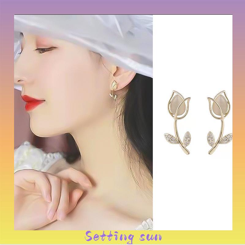 Anting Stud Desain Bunga Tulip Bahan S925 Silver Gaya Korea Untuk Wanita TN