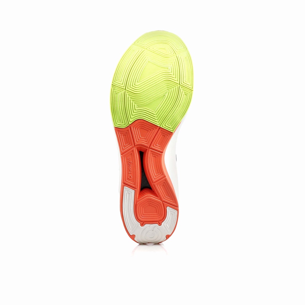 SEPATU LARI/RUNNING ORTUSEIGHT HYPERSONIC - BLACK WHITE