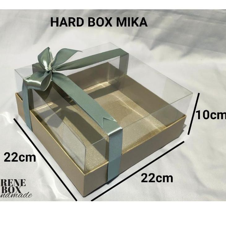 

Segera Order Box Mika / Hard Box / Gift Box / Kotak Kado / Packaging / Box Hampers / Box Seserahan / Box Hantaran / Box Souvenir / 22x22x7 / 22x22x10
