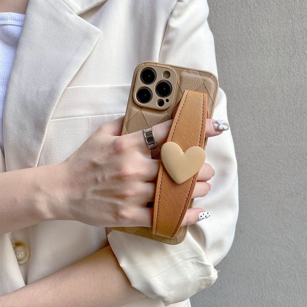 IPHONE Lingge Love Wrist Strap Desain Phone Case Kompatibel Dengan Iphone12 13 14 11 Pro Max X Xs Max Xr Nggfh