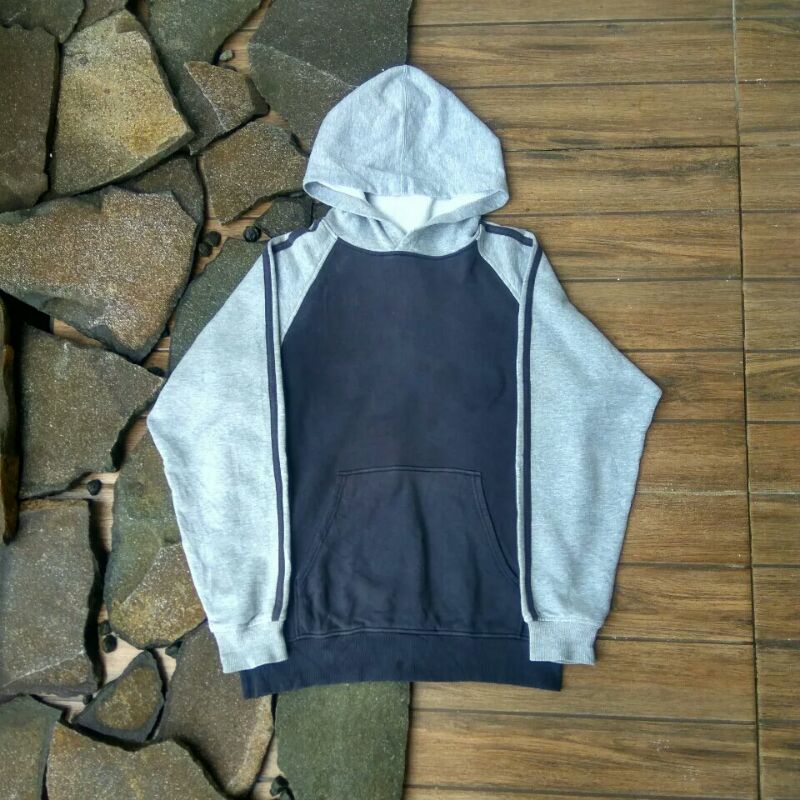 Uniqlo Pullover Strip Hoodie