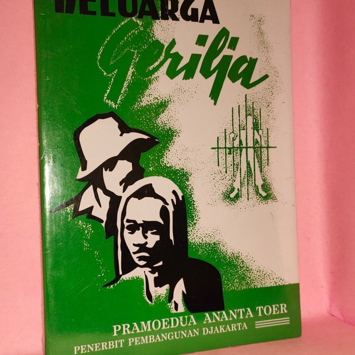 Terlaris Keluarga Gerilya Pramoedya Ananta Toer