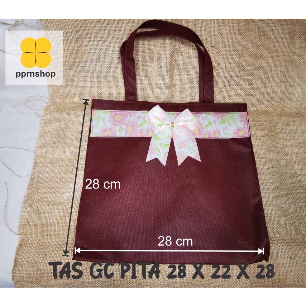 

TAS KOTAK PITA 28 X 22 X 28 CM/TAS SOUVENIR/TAS BINGKISAN/GOODIEBAG