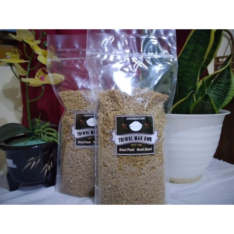 

tiwul instan mak uwo