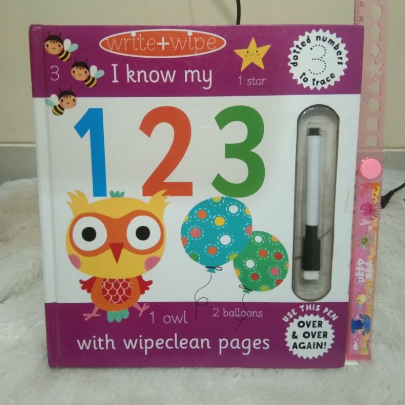 Buku anak boardbook Write + Wipe I Know My 123
with wipeclean pages