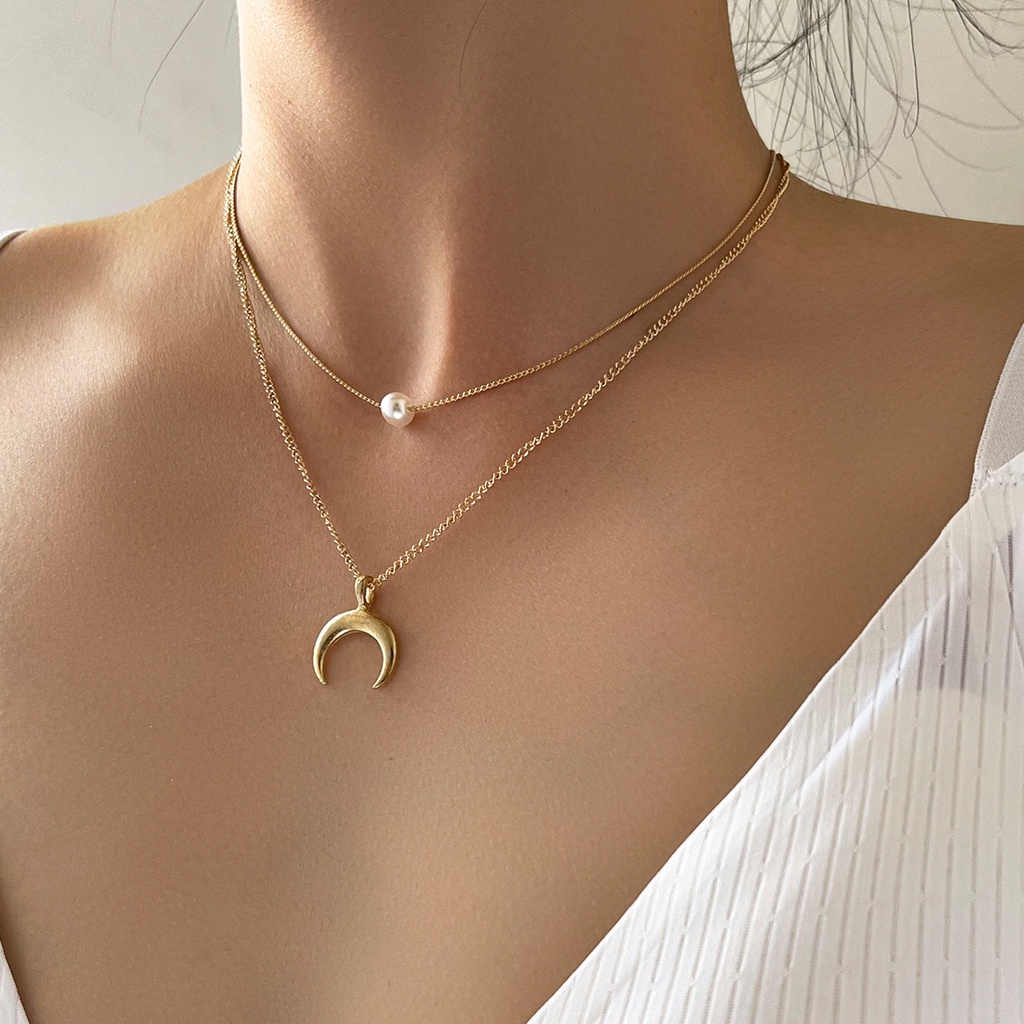 Kalung Dua Lapis Bulan Sederhana Fashion Perempuan Bersih Desain Minoritas Merah Rantai Klavikula Angin Dingin Kalung Liontin Sabit Eropa Dan Amerika