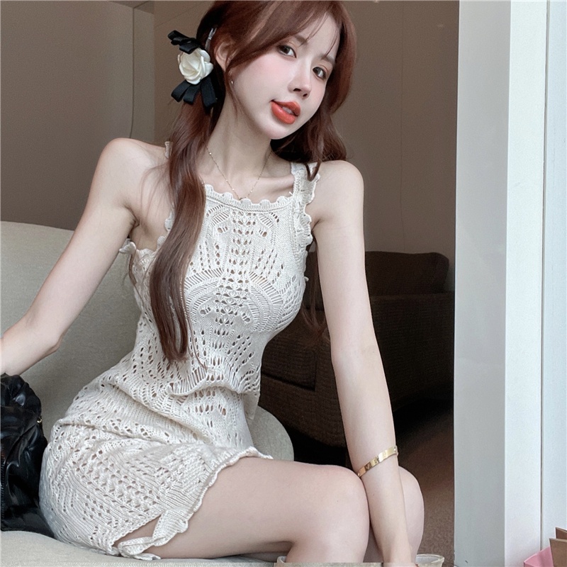 Red Rasa desain berongga bagian tipis rajutan suspender dress perempuan musim panas hot gadis ramping tanpa lengan bottoming bag hip rok pendek