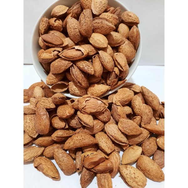 

Kacang Almond Cangkang Rasa Susu Oven/Kacang almond Kulit 500gram