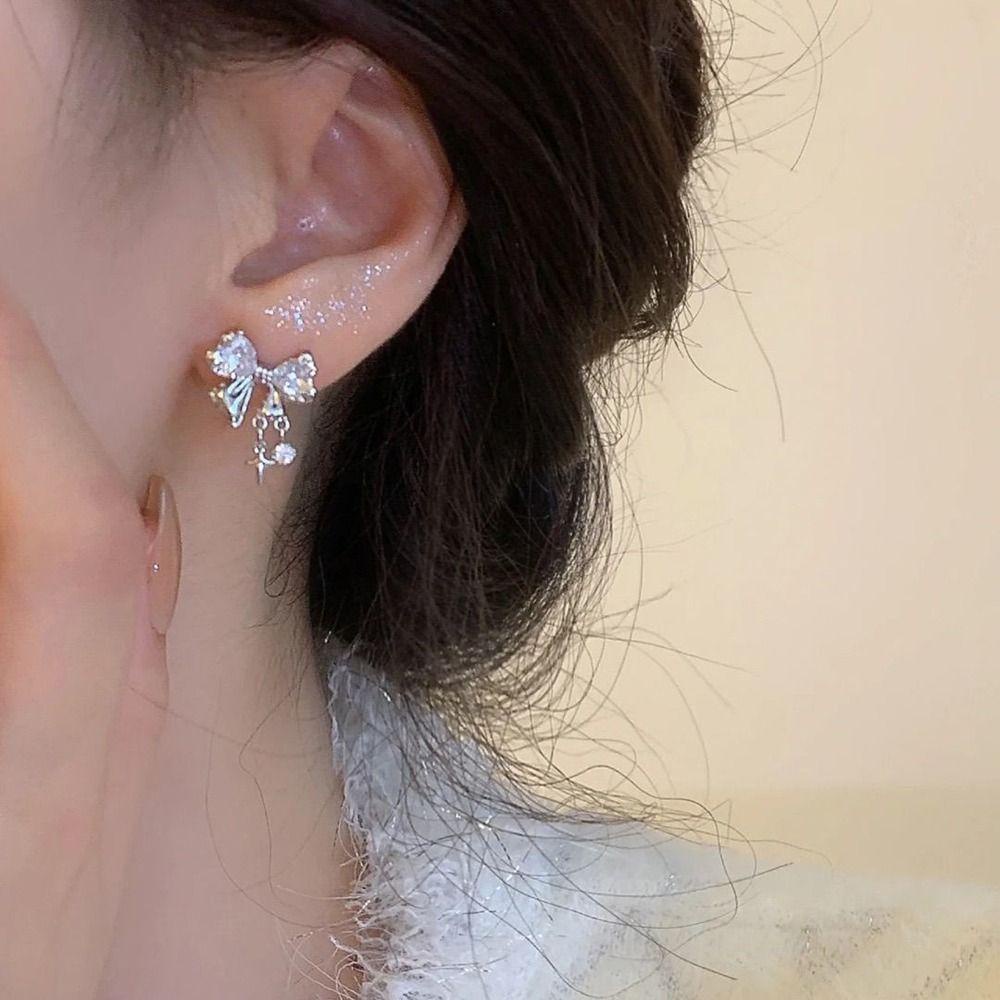 Mxbeauty Anting Wanita Halus Indah Sederhana Trendi Busur Simpul Fashion Perhiasan Alloy Zirkon Gaya Korea Earrings