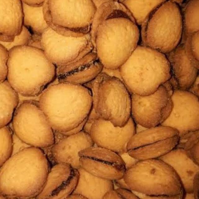 

➺ COOKIES NANAS / KUE HATI 1 KG (NASTAR LOVE) ➨