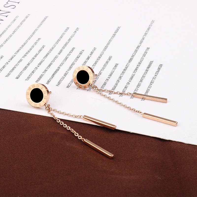 Anting Rumbai Panjang Bentuk Bulat Bahan Titanium Steel Warna Rose Gold Gaya Korea