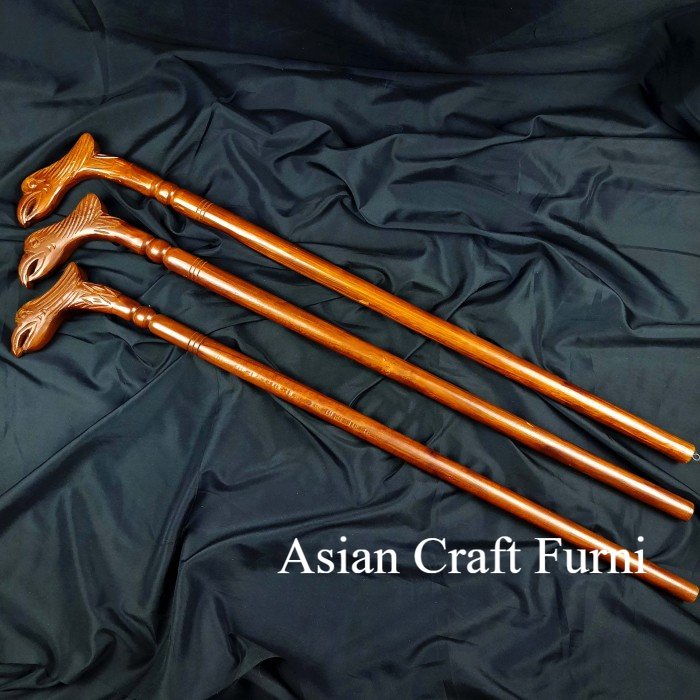 Teken Tongkat Alat Bantu Jalan Kayu Jati Ukir Kepala Burung Elang Termuarah ACF7878