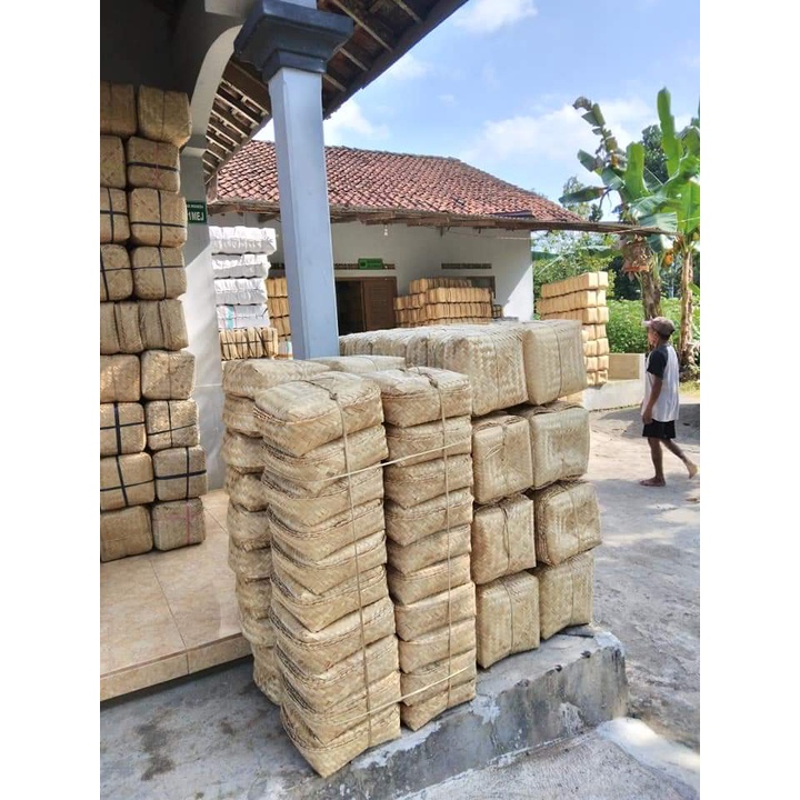 Besek bambu 20x20 100 pasang (200 pcs)