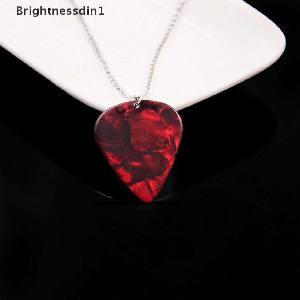 [Brightnessdin1] Tv Shows Stranger Things Heart Necklace Hellfire Club Eddie Munson Gitar Pick Liontin Kalung Untuk Teman Jahat Perhiasan Hadiah Butik