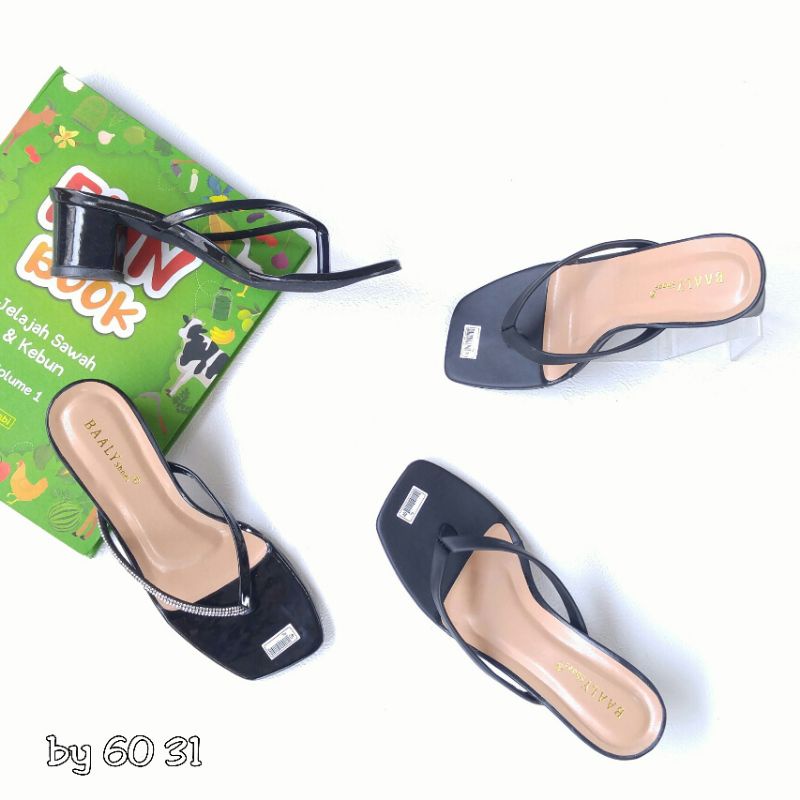 Borneo Xavyera BY60 BY31 AJ02 Sendal Sandal Hak Tahu Block Heels Keren dan  Simple