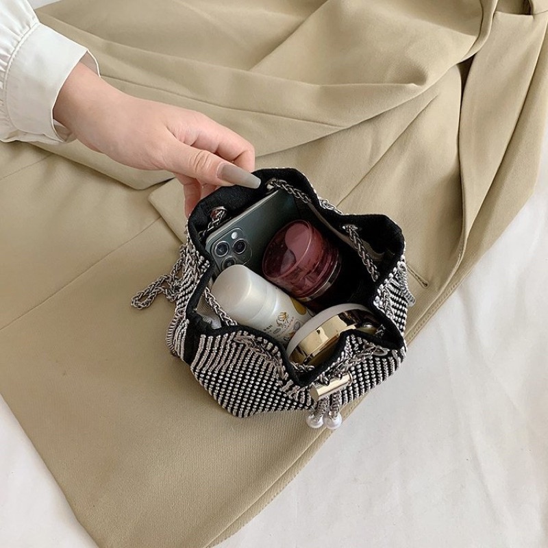 MB / Tas Selempang Bahu Wanita Fashion Kekinian Corak Berlian W02