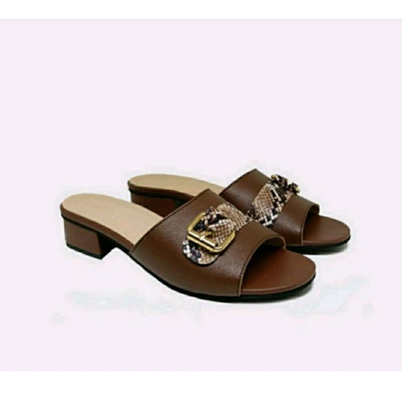 ORIGINAL, Sandal Clogs Kulit Wanita Macan.133 BIG SIZE 40-41-42-43-44-45 Sendal Kulit Ibu2 Leofard Pesta Style Elegan Kaki Jumbo