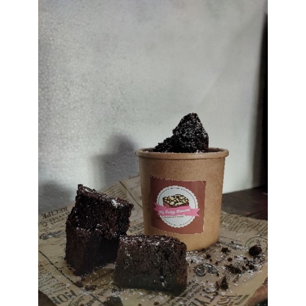 

FUDGY BROWNIES BITES