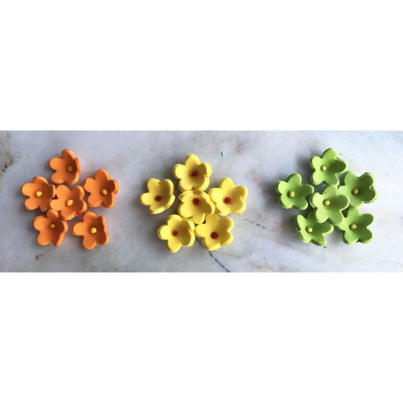 

Gumpaste Bunga isi 20pc (BISA DIMAKAN)