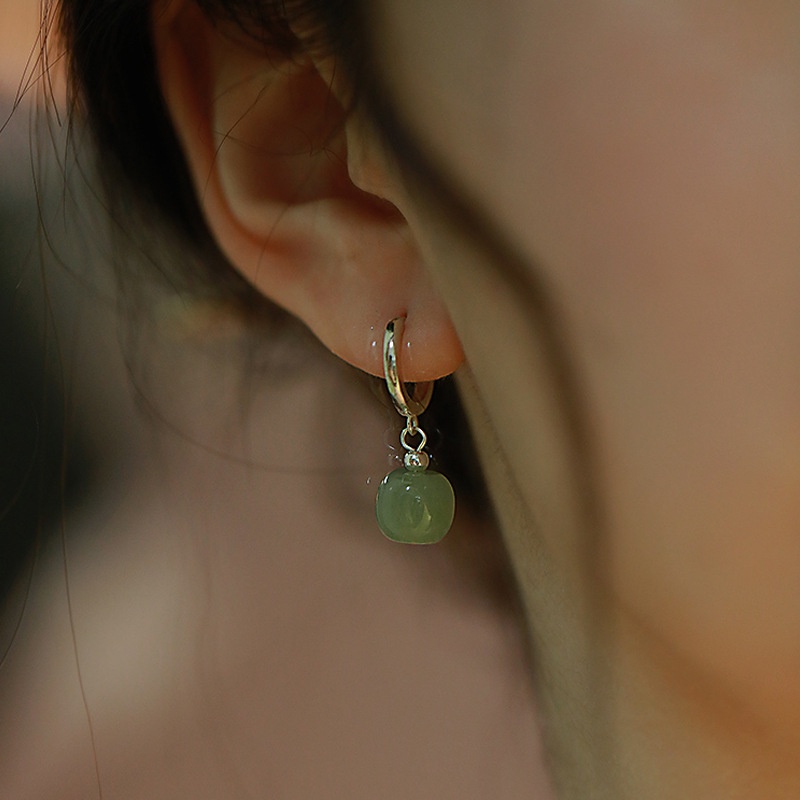 Klip Telinga Sederhana Imitasi Hetian Jade Earrings Stud Earrings Wanita Giok Eardrops Ear Rings Hadiah