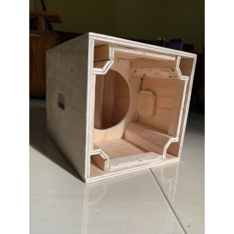 BOX SPEAKER SUBWOOFER MODEL PLANAR CUSTOM 6 INC