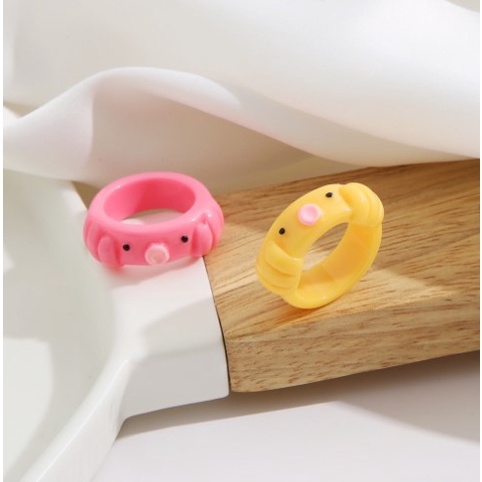 【Bayar di tempat】Cincin Bentuk Gurita Bahan Resin Warna Permen Untuk Wanita Cincin Clay Cincin Resin