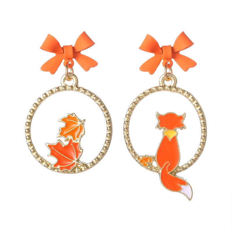 Korea Fashion Fairy Tale Cute Fox Maple Leaf Stud Earrings Untuk Wanita Indah Manis Asimetris Menjuntai Anting Perhiasan