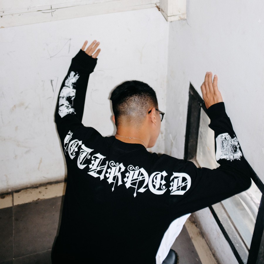 AVHATH - Returned Black Long sleeve