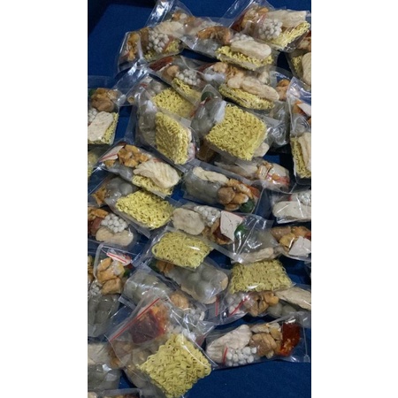 

paket baso aci isi ayam+mie