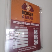 

sign akrilik tanda catat suhu karyawan nama tulis papan absen