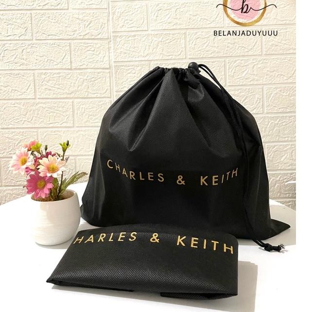 Code5m0La CHARLES & KEITH DustBag Pengganti Sarung Tas Pelindung Debu Serut Dust Bag DB Branded