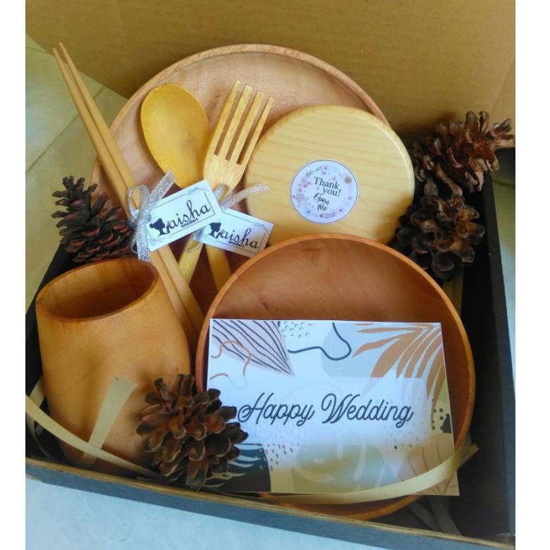 

E77 Alamanda Hampers / Hampers Kayu / Kado Pernikahan / Kado Ultah / Hampers IdulFitri / Hampers Lebaran PRODUK TREND ペ