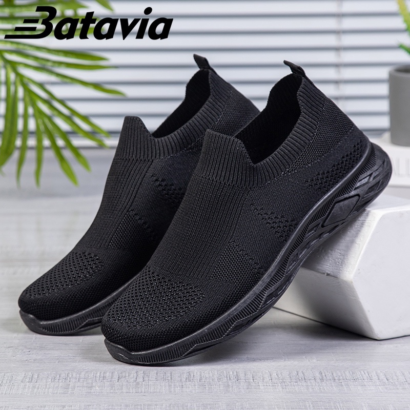 （COD）Batavia 2023 Sepatu Pria Ringan Hitam Slip-On Pria Sepatu Senior Sepatu Kasual Sepatu Kets Flyknit Bernapas Sol Lembut Sepatu men  Sneakers B33 B34