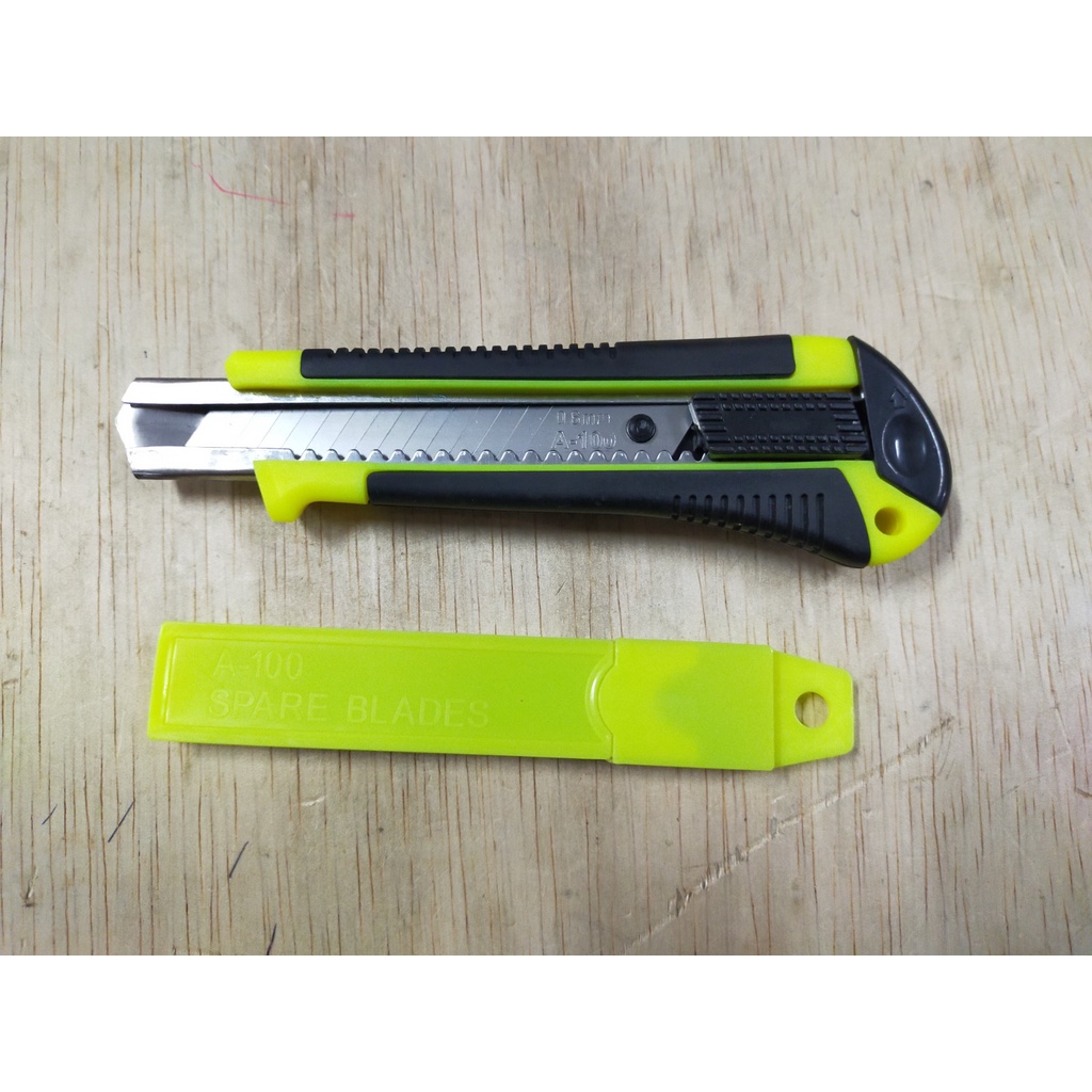 

PISAU CUTTER PUTAR BESAR MURAH CUTTER KATER