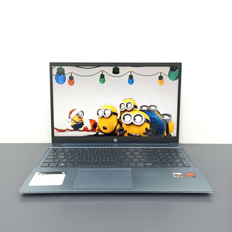 Laptop HP 15-eh0050wm AMD Ryzen 5 4500U 8GB SSD 512GB