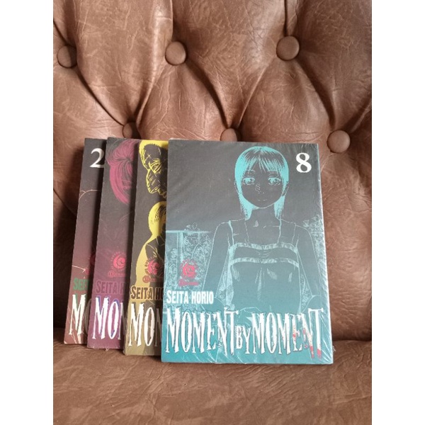 Komik Moment By Moment