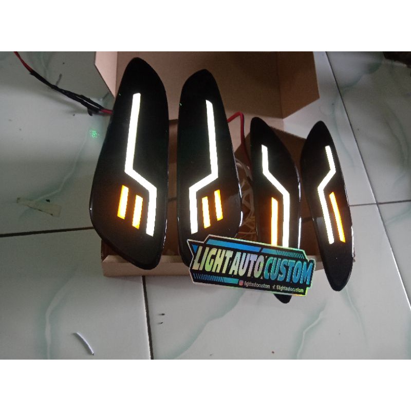 sein custom ala ala Vespa metic sprint/ Primavera senja putih sein kuning