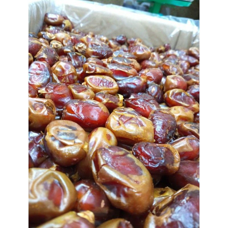 

Kurma Khalas 500gr - Kurma Khalas - Kurma Arab