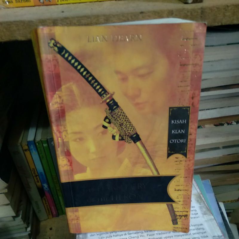 THE HARSH CRY OF THE HERON KISAH KIAN OTORI' LIAN HEARN buku bekas yang ori