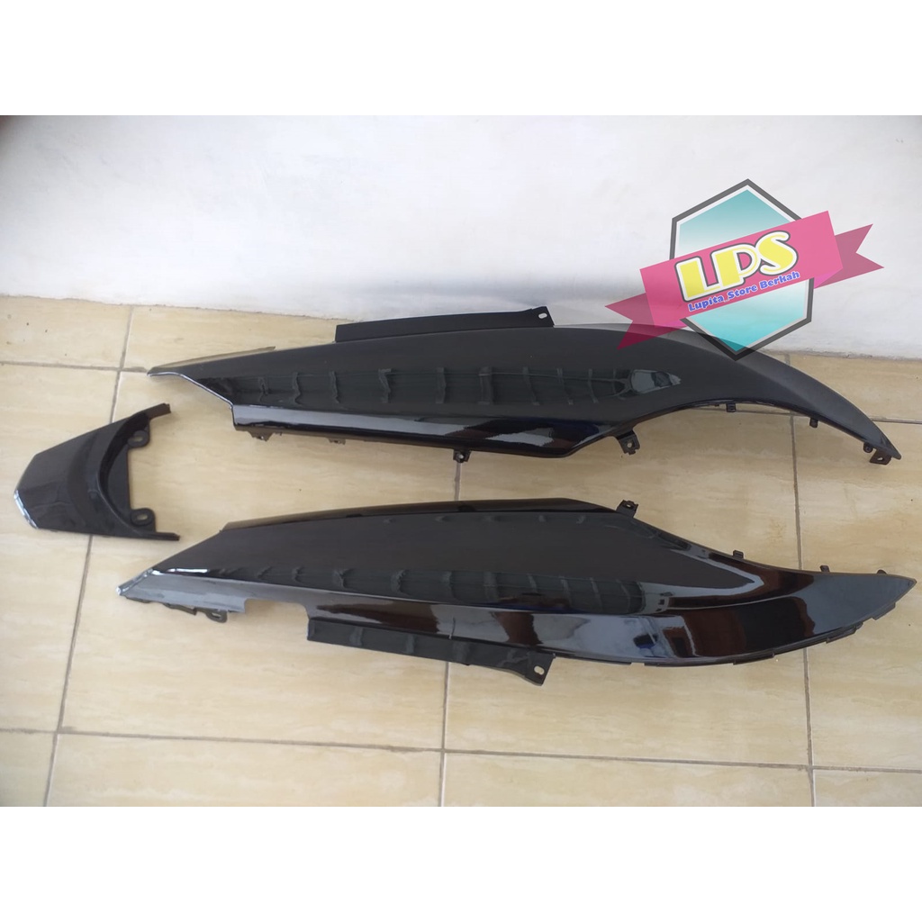 Body Samping Mio J Mio GT + Pet Stop Tutup  Body Belakang Warna Hitam Termurah