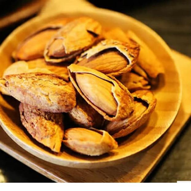 

Terbaru |BMH|KACANG ALMOND ROASTED CREAMY MILK/KACANG ALMOND PANGGANG IN SHELL USA