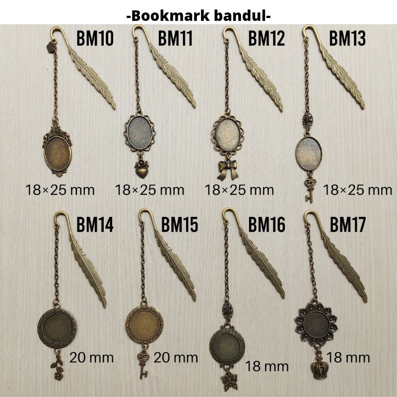 

Bookmark. Pembatas buku model bandul