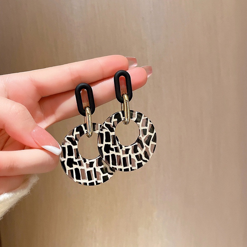 Eropa Amerika Gaya Baru Retro Berlebihan Leopard Print Lingkaran Geometris Temperamen Unik Anting Fashion