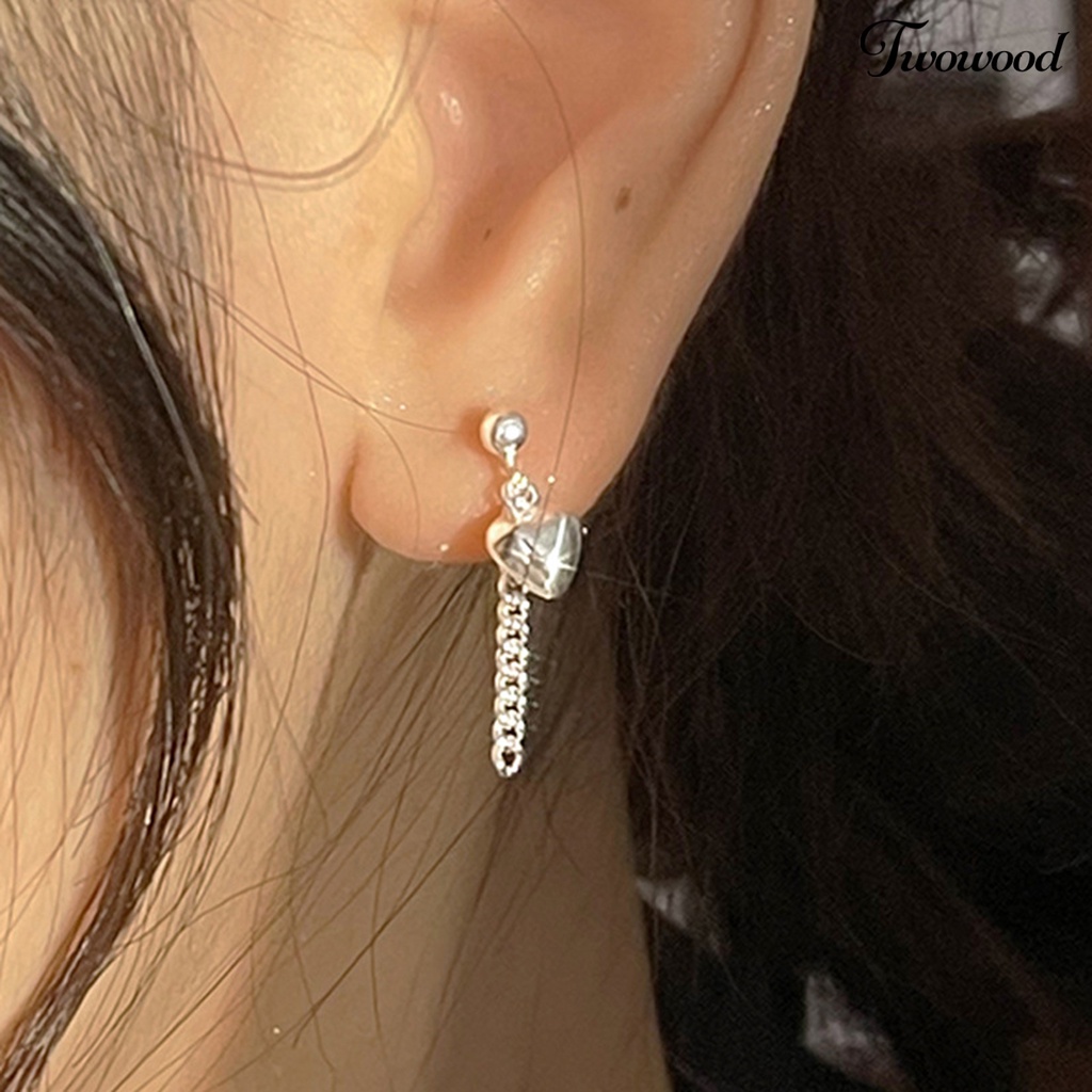 Twowood 1pasang Ladies Earrings Tiga Dimensi Panjang Indah Mata-catching Trendi Hadiah Hari Valentine Tembaga Bentuk Cinta Menjuntai Anting-Anting Aksesoris Pesta