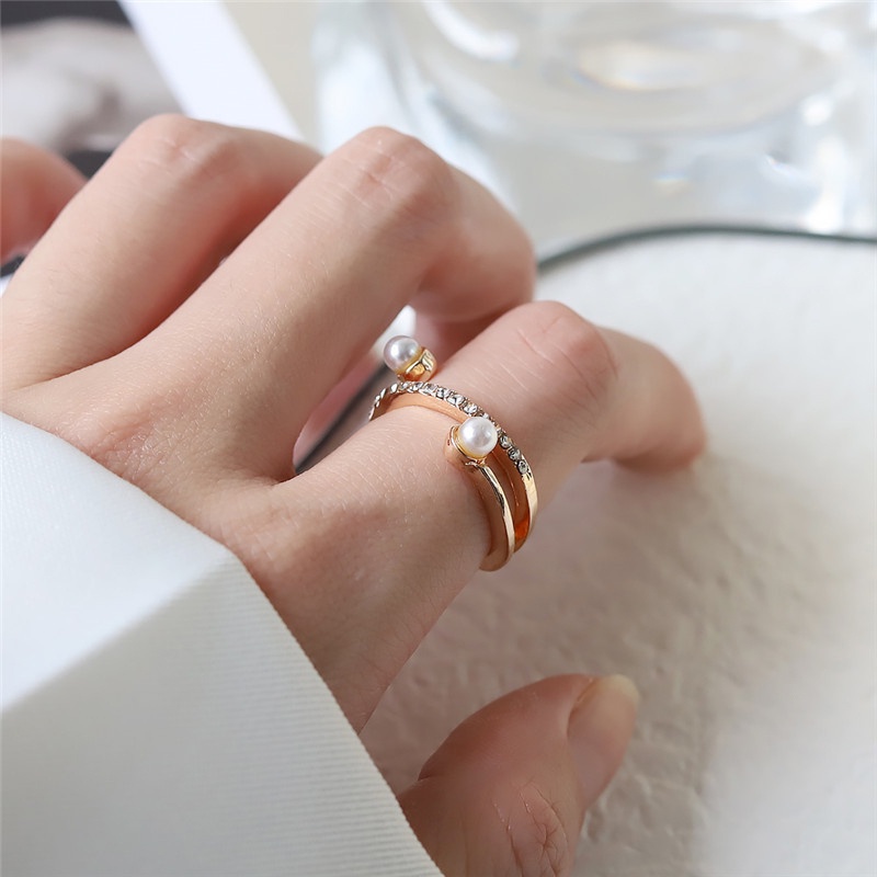 【Bayar di tempat】Korea Adjustable Cincin Model Terbuka Desain Kupu-Kupu Geometris Cross layer Ganda Aksen Mutiara Untuk Wanita Fashion Aksesoris