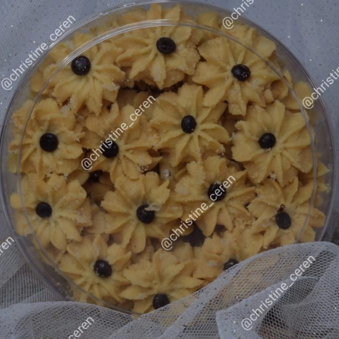 

Kue kering (Semprit bunga vanila)